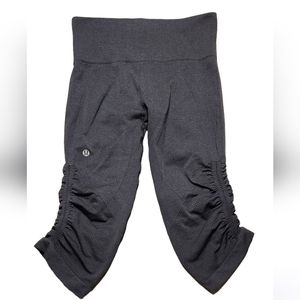 Lululemon Black Cropped Leggings 6